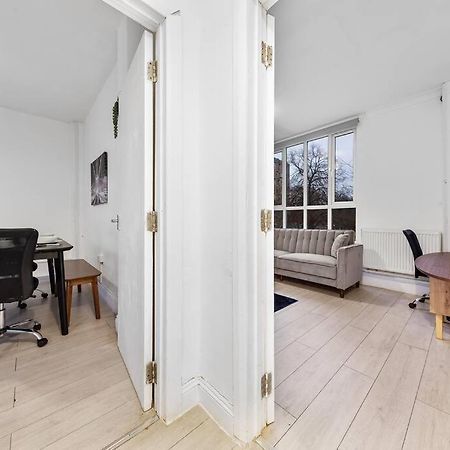 לונדון Holiday Home Near Kings Cross Sleep 12 Sp7 מראה חיצוני תמונה