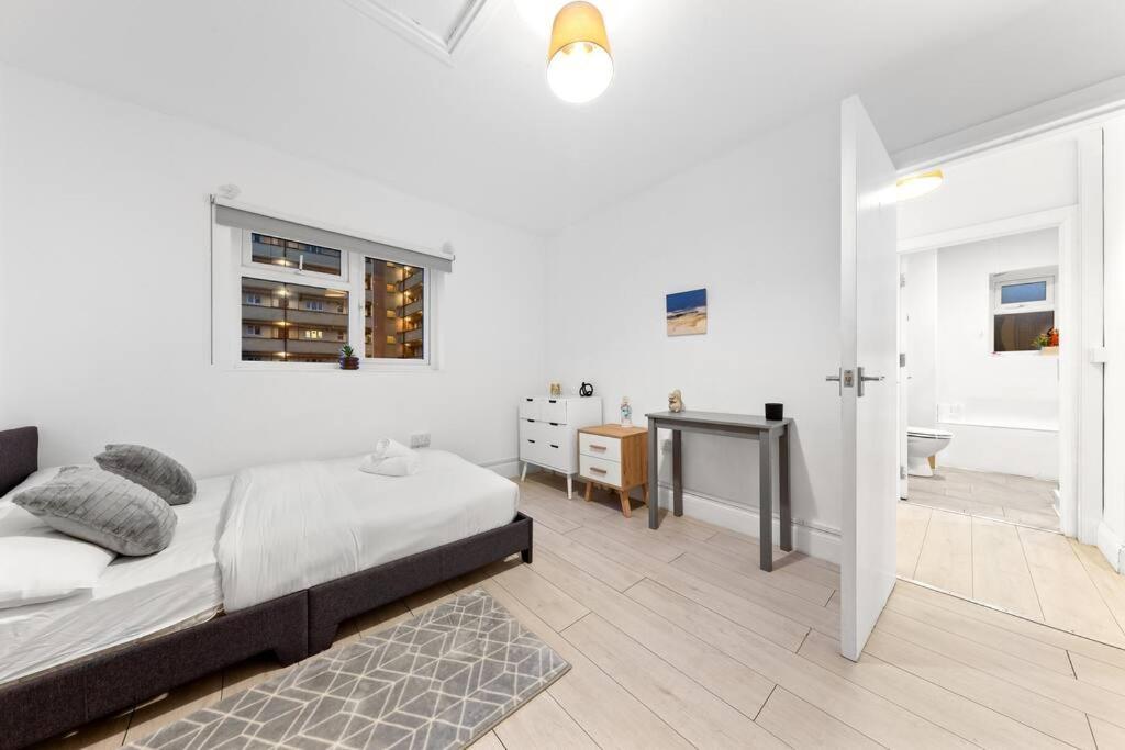 לונדון Holiday Home Near Kings Cross Sleep 12 Sp7 מראה חיצוני תמונה