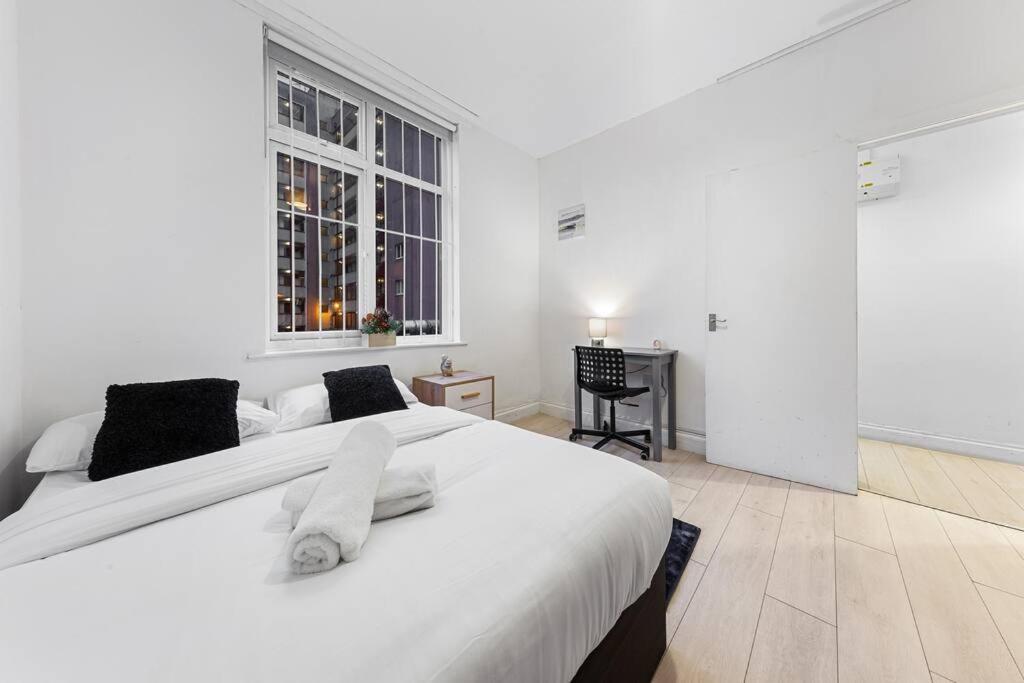 לונדון Holiday Home Near Kings Cross Sleep 12 Sp7 מראה חיצוני תמונה